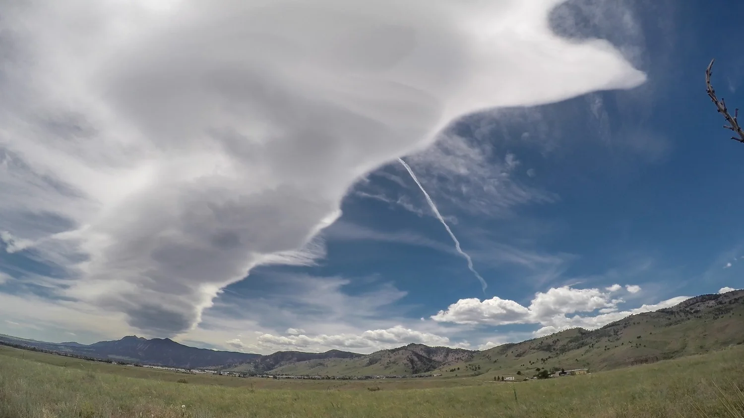 Altocumulus lenticularis (Ac len)