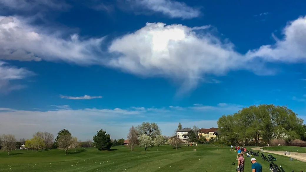 Cumulus mediocris virga (Cu med vir)