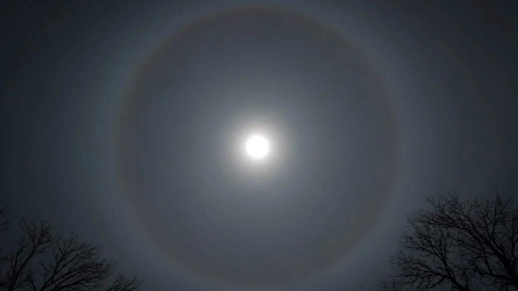 Cirrostratus nebulosus (Cs neb)