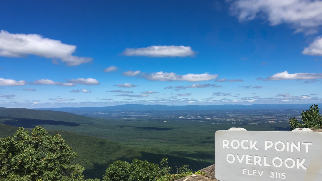A photograph of cumulus humilis clouds (Cu hum) over the Shenandoah valley